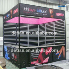 Cabina de exhibición modular ligera 3mx6m de la feria comercial con la pared del listón para colgar productos